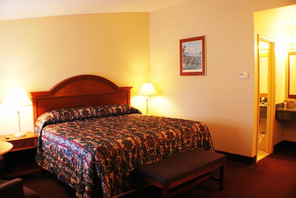 Landmark Motor Inn Glens Falls Zimmer foto